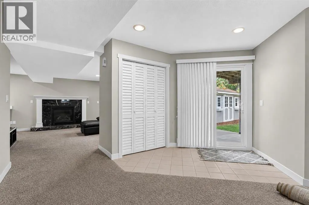 2888 Signal Hill Drive SW