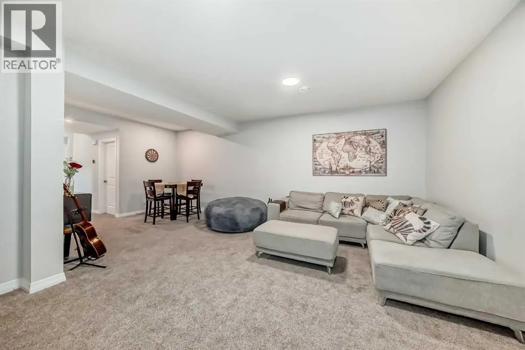 1941 Mahogany Boulevard SE