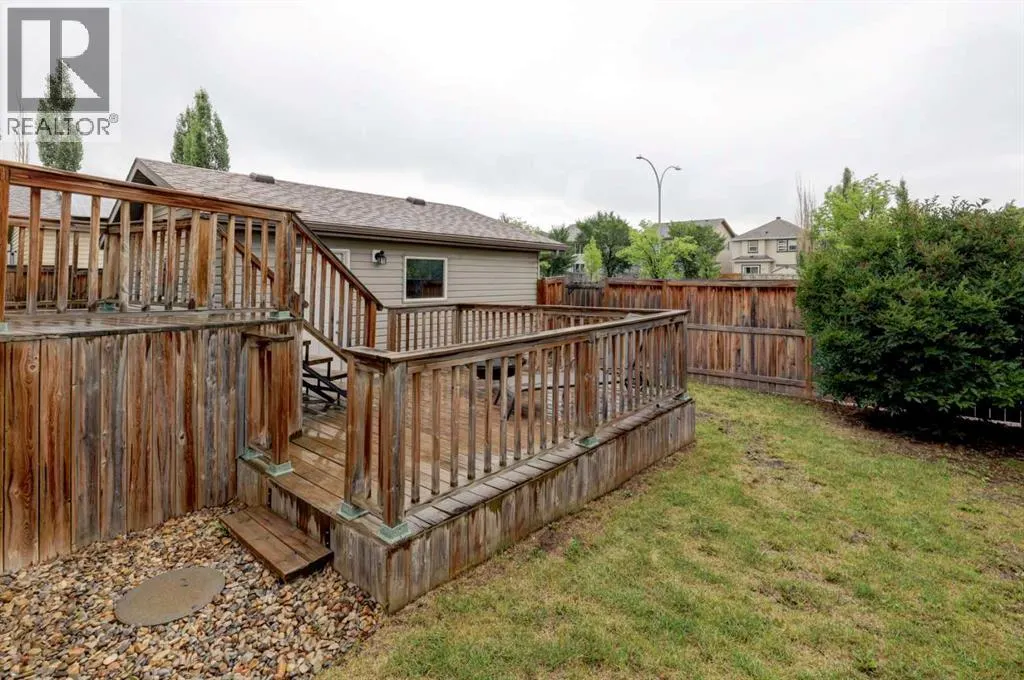 36 Copperstone Court SE