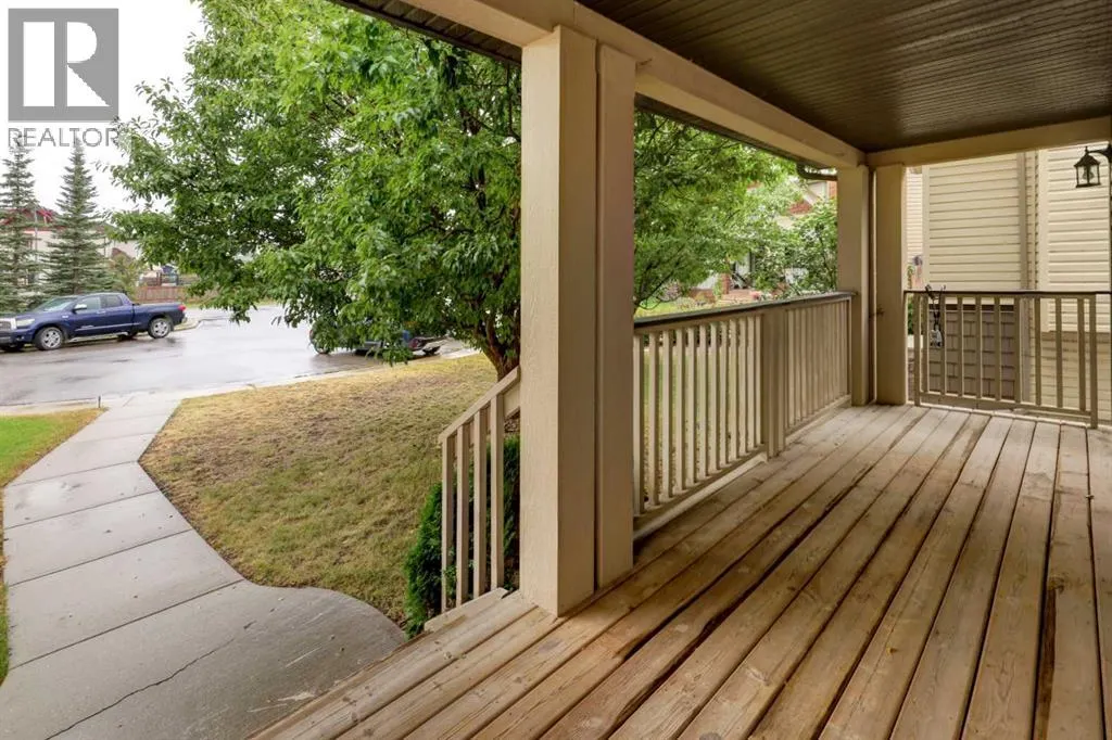 36 Copperstone Court SE