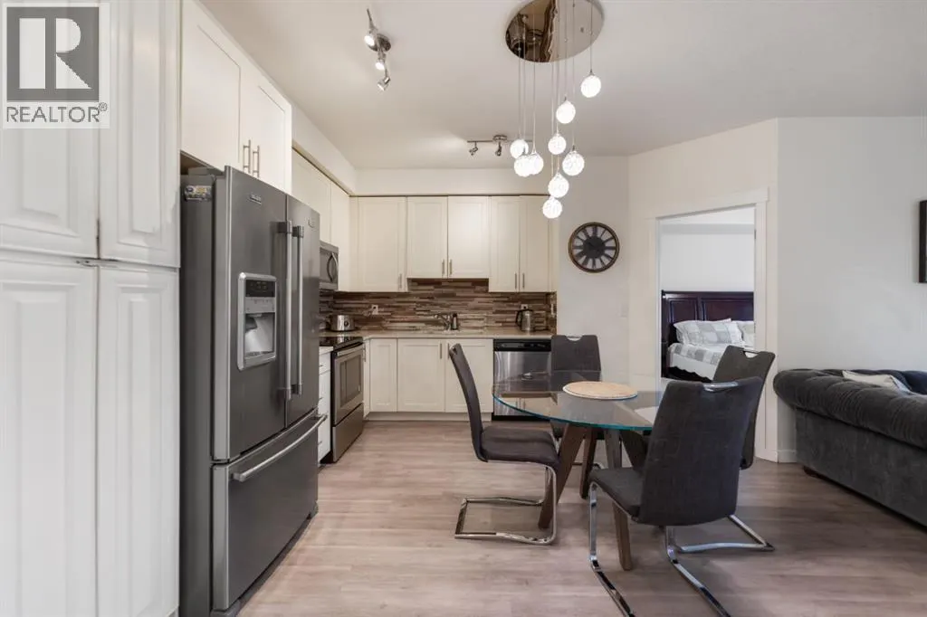 3108, 99 Copperstone Park SE