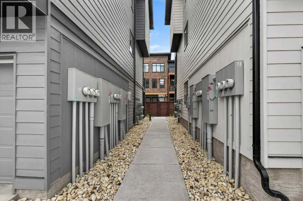 606, 550 Seton Circle SE