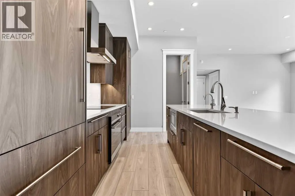 302, 275 Lebel Crescent NW