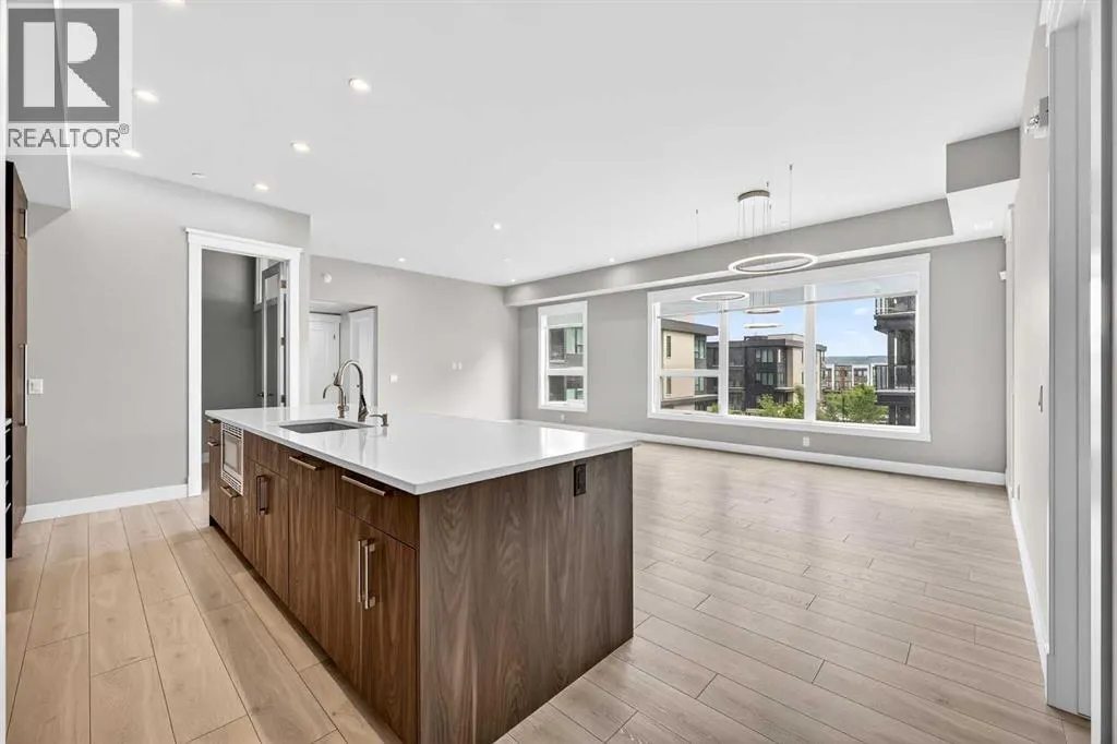 302, 275 Lebel Crescent NW