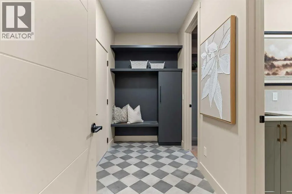 4 Westmount Point