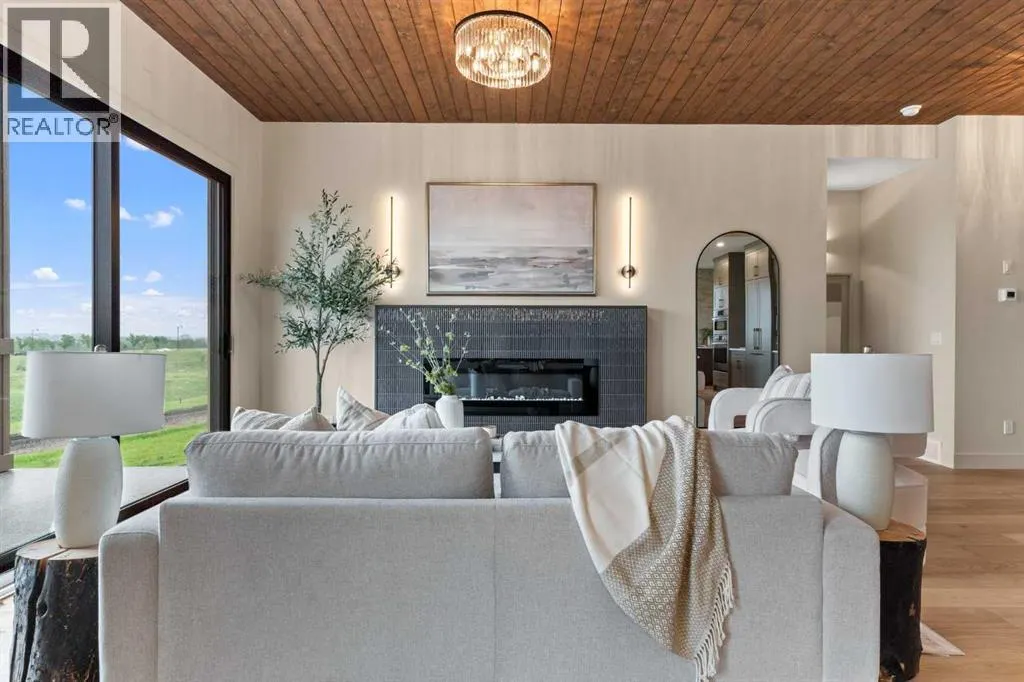 4 Westmount Point