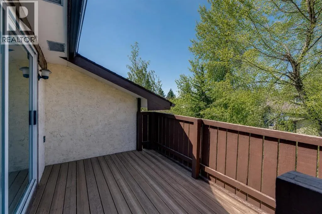 12 Oakvale Place SW