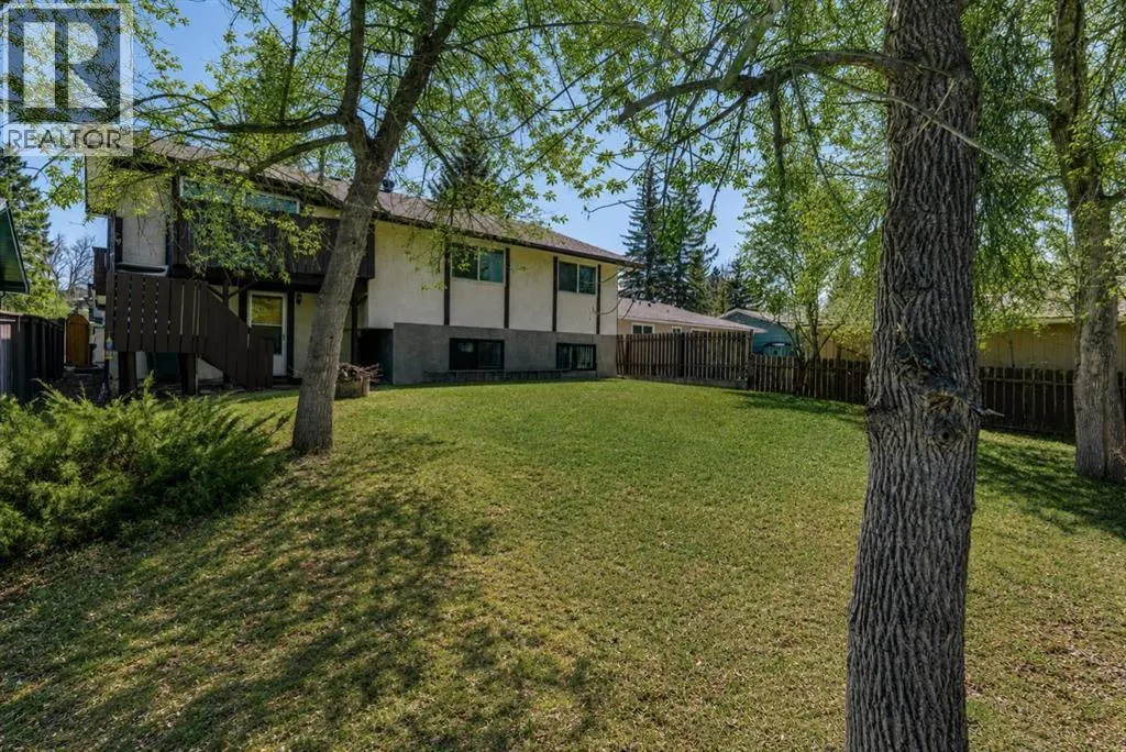 12 Oakvale Place SW