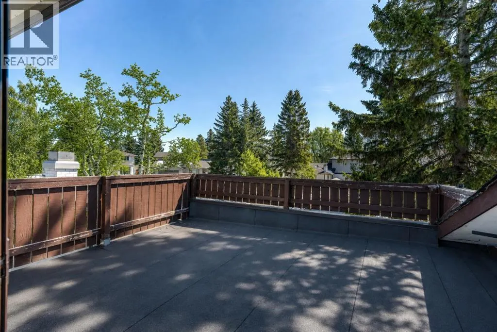 12 Oakvale Place SW