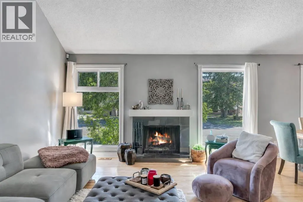 12 Oakvale Place SW
