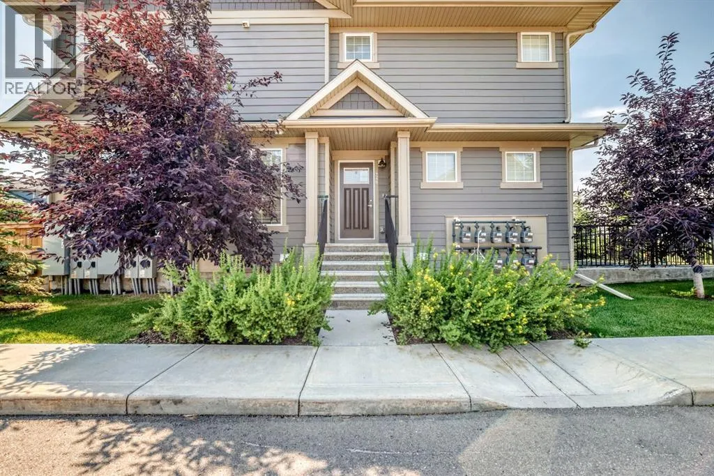428 Cranbrook Square SE
