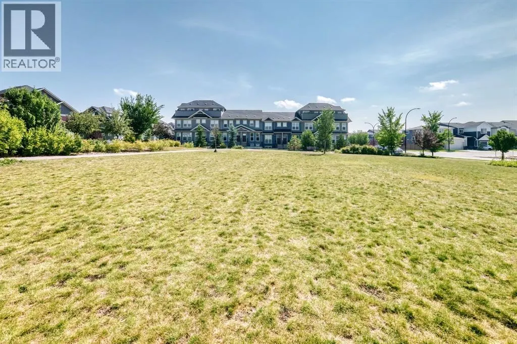 428 Cranbrook Square SE