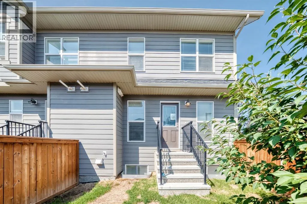428 Cranbrook Square SE