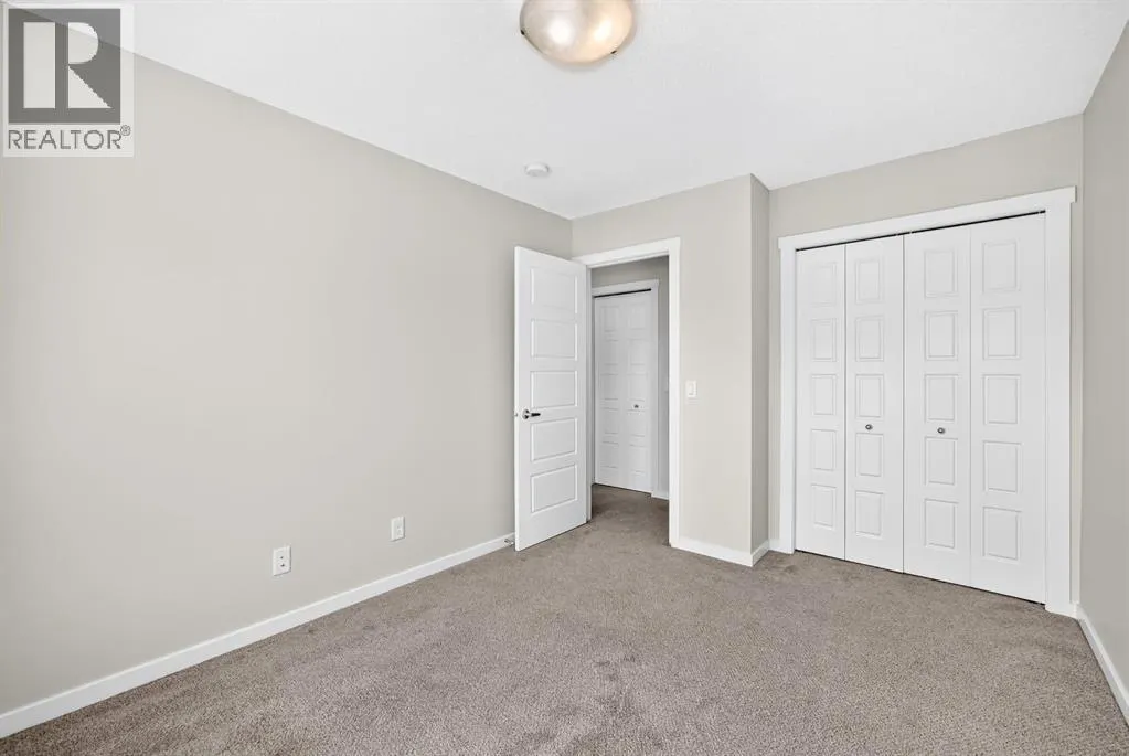 428 Cranbrook Square SE