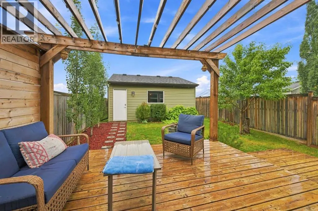 106 Autumn Crescent SE