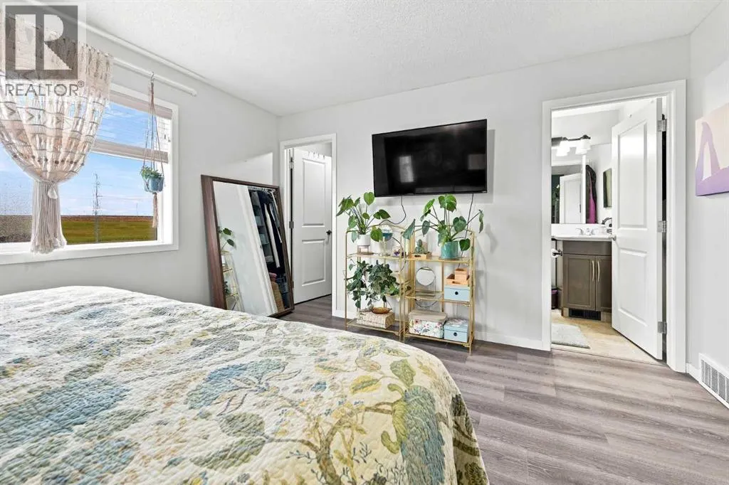106 Autumn Crescent SE
