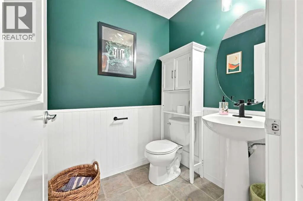 106 Autumn Crescent SE