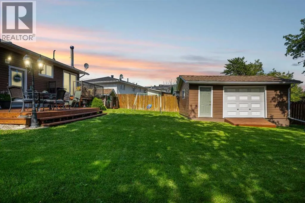 114 Hilltop Crescent