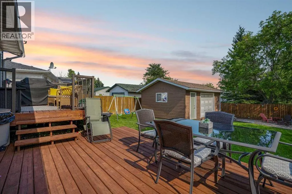 114 Hilltop Crescent