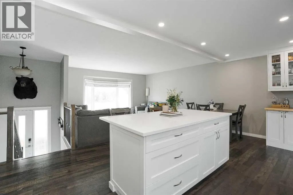 525 Beacon Hill Drive