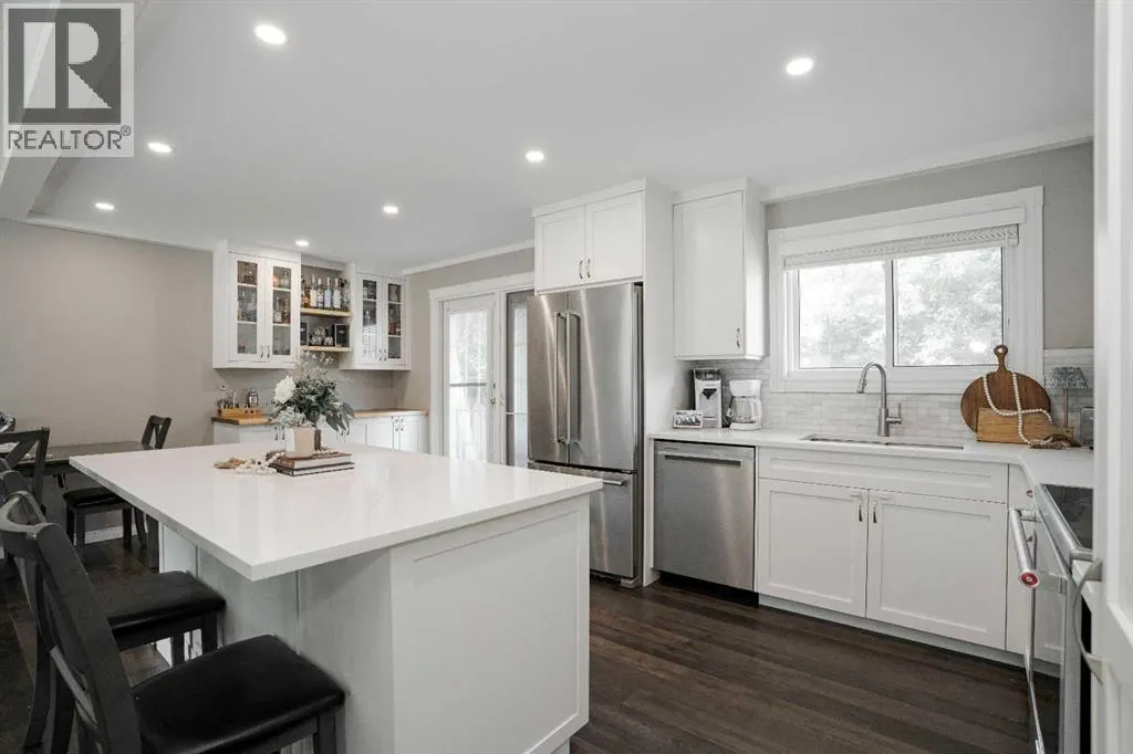 525 Beacon Hill Drive