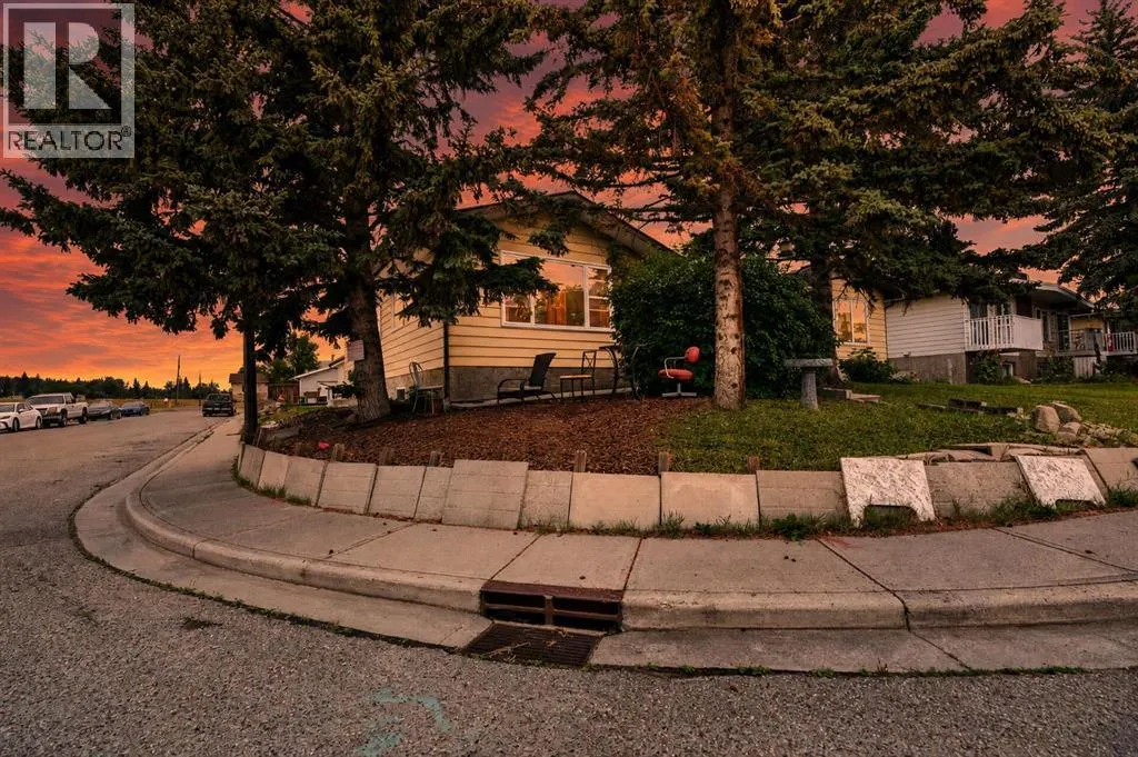 53 Queen Isabella Close SE