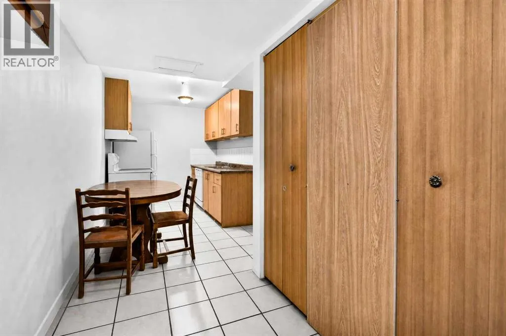 53 Queen Isabella Close SE