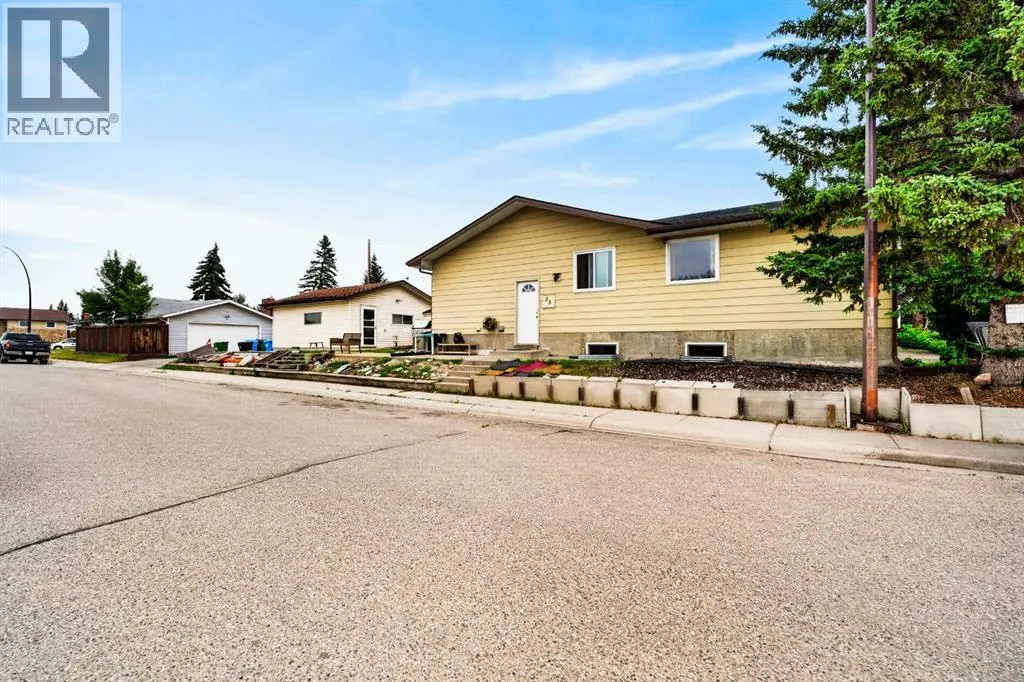 53 Queen Isabella Close SE