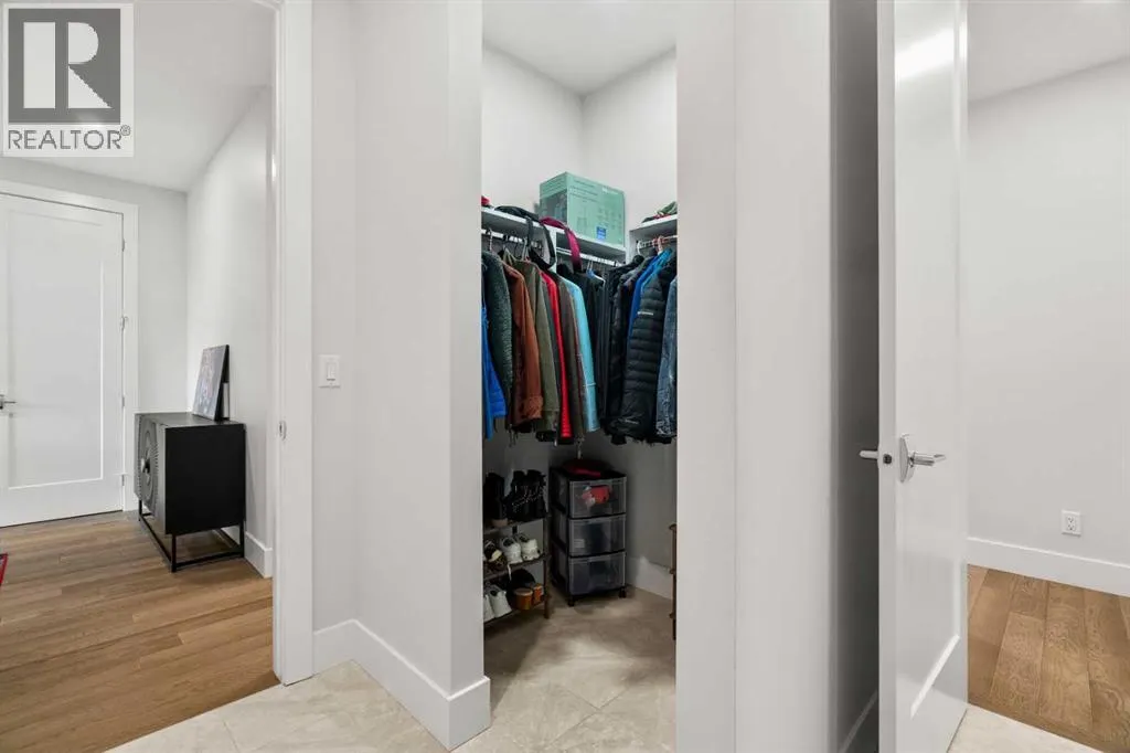 220 Marina Cove SE