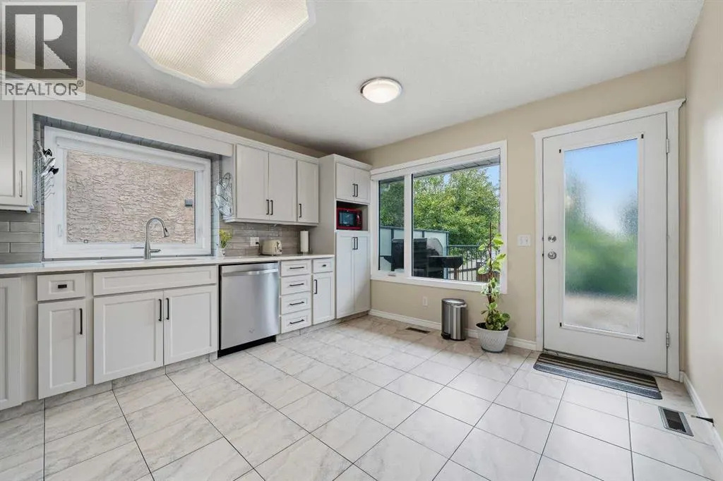 36 Shannon Circle SW