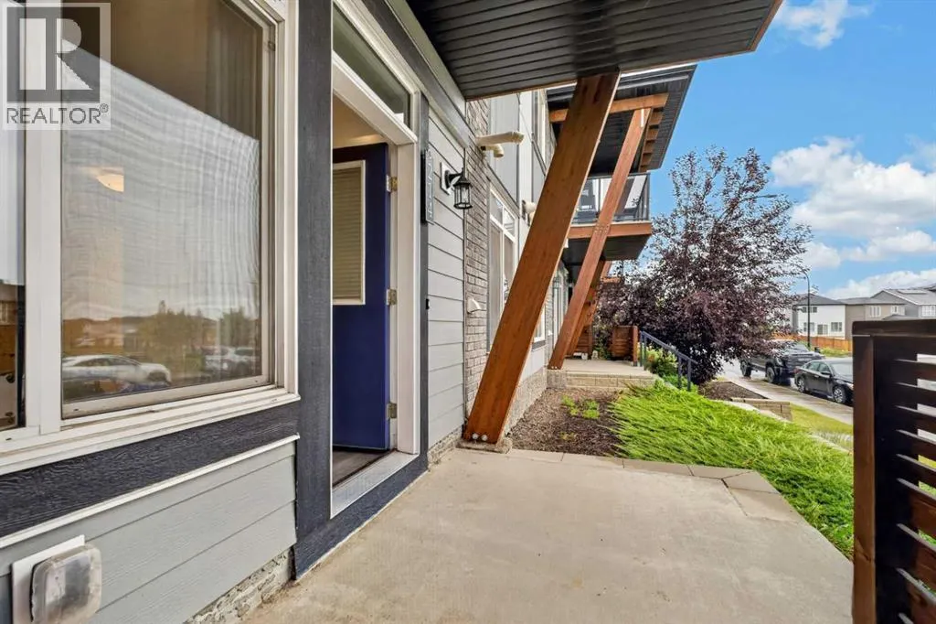 214 Seton Passage SE