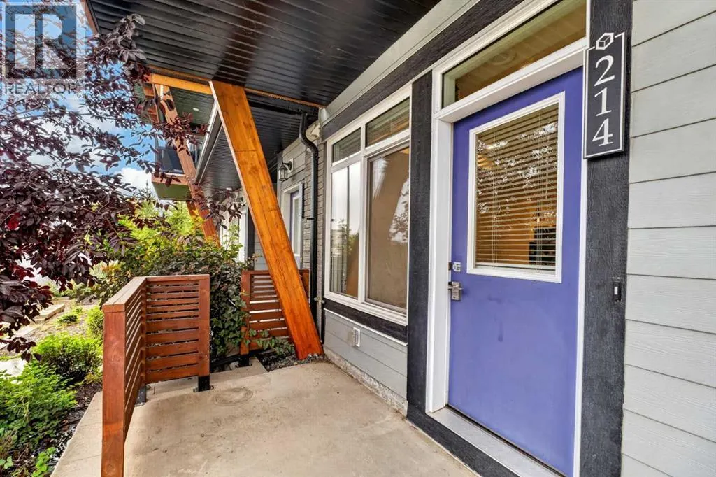 214 Seton Passage SE