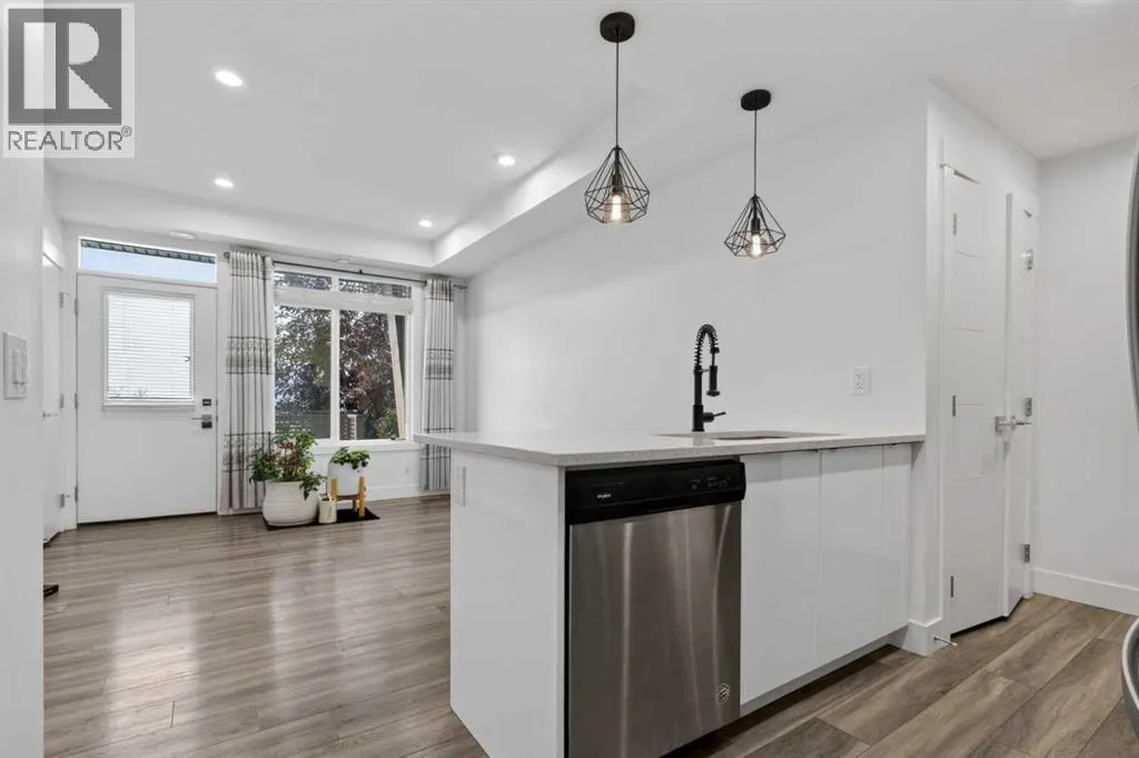 214 Seton Passage SE