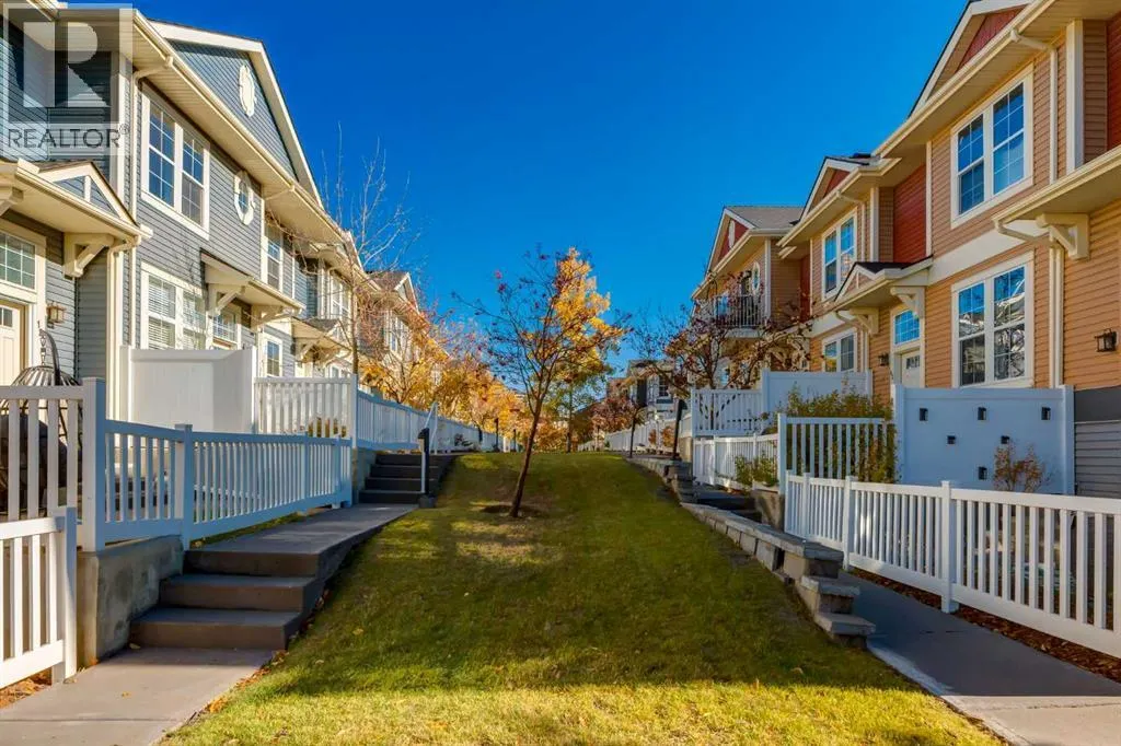 125 Auburn Bay Common SE