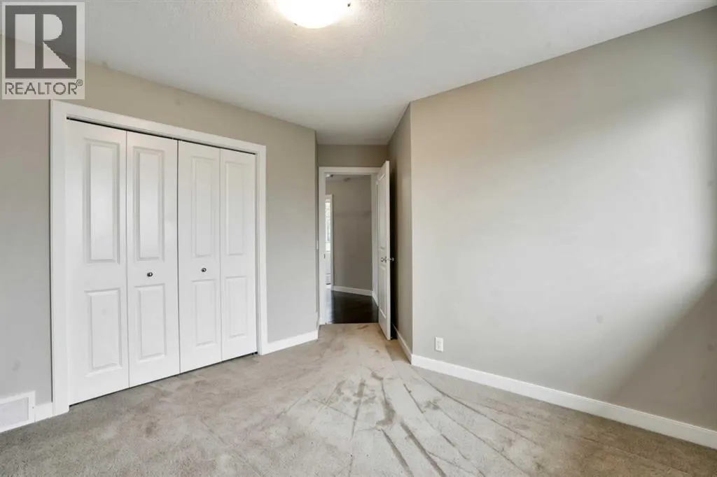 92 Everglen Close SW