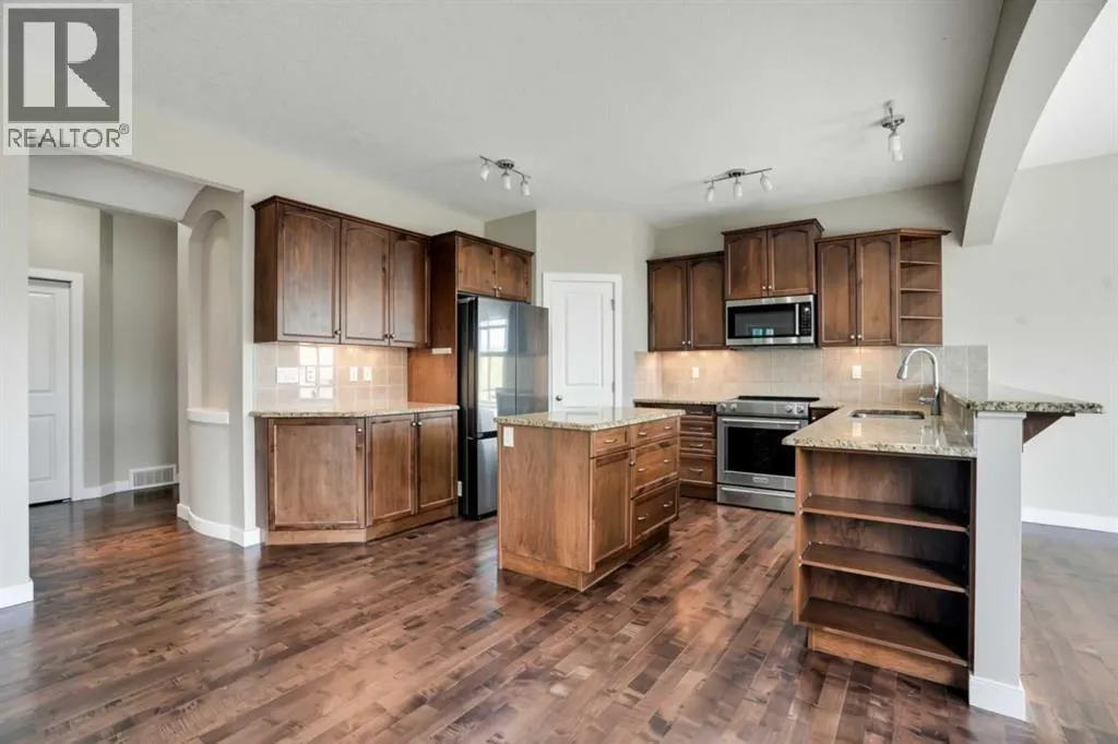 92 Everglen Close SW