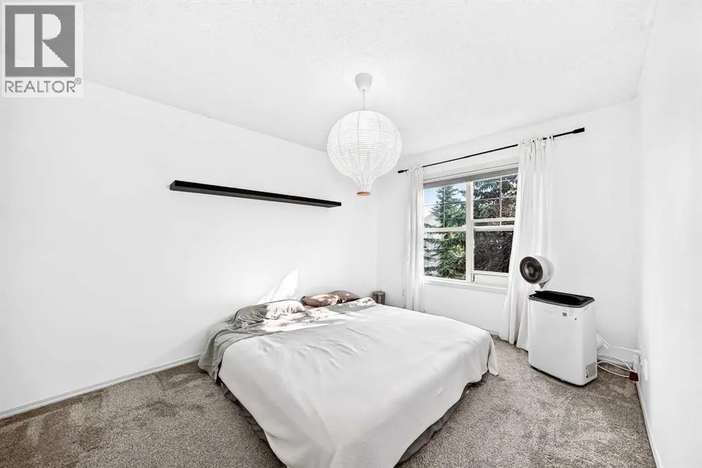 252 McKenzie Towne Link SE