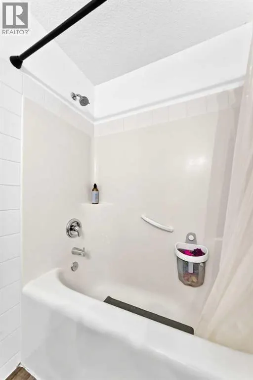 252 McKenzie Towne Link SE