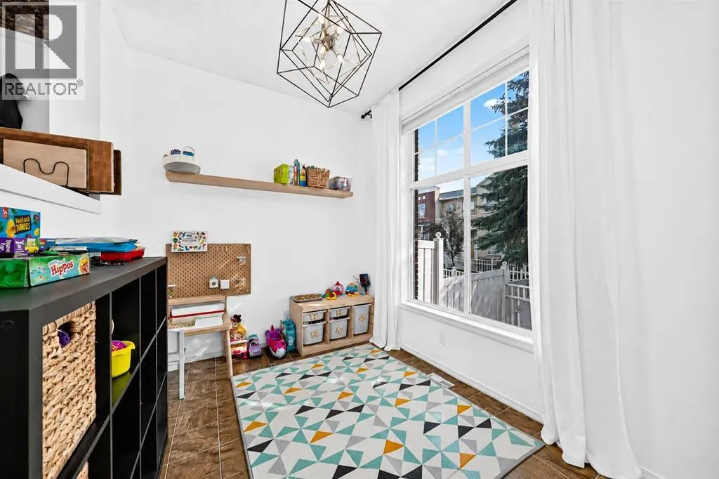 252 McKenzie Towne Link SE