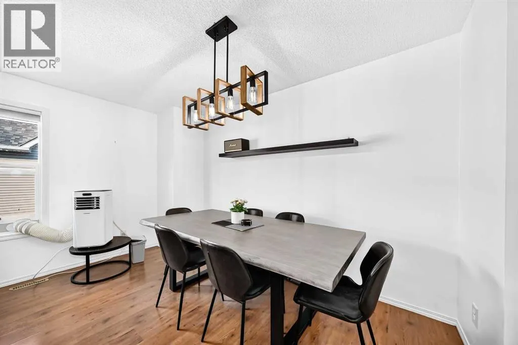 252 McKenzie Towne Link SE
