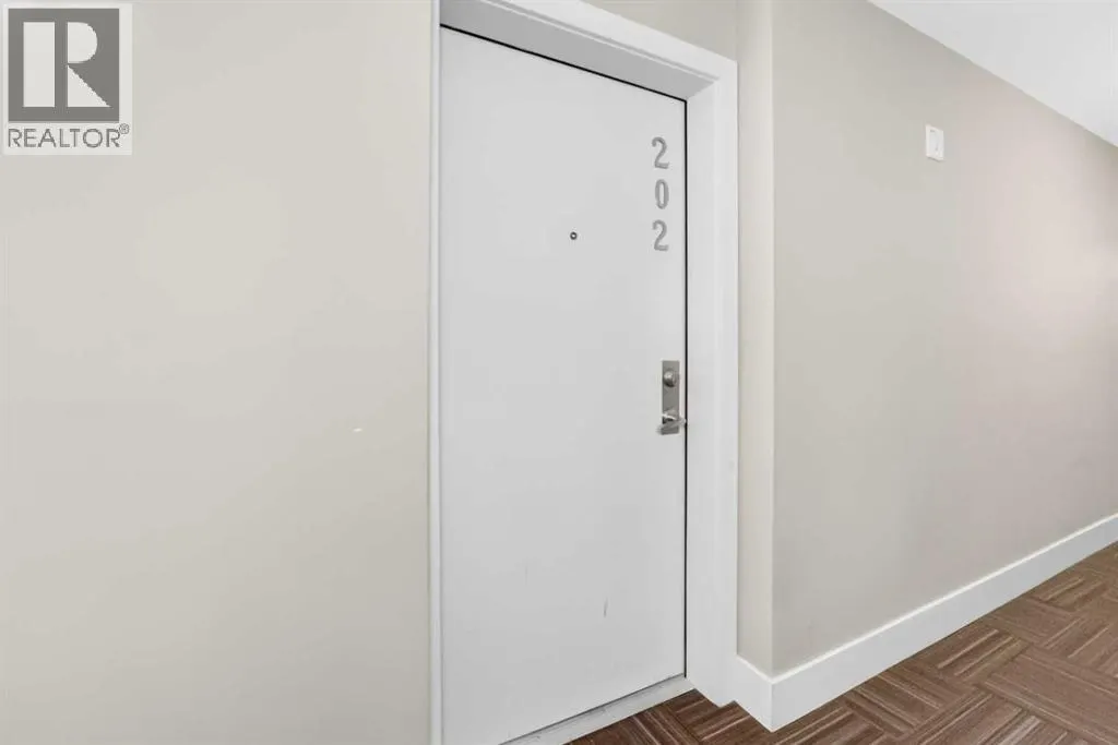 202, 10 Auburn Bay Link SE