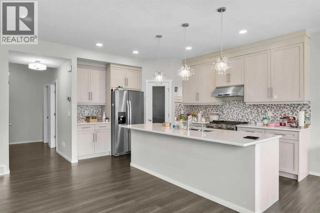 243 Savanna Lane NE
