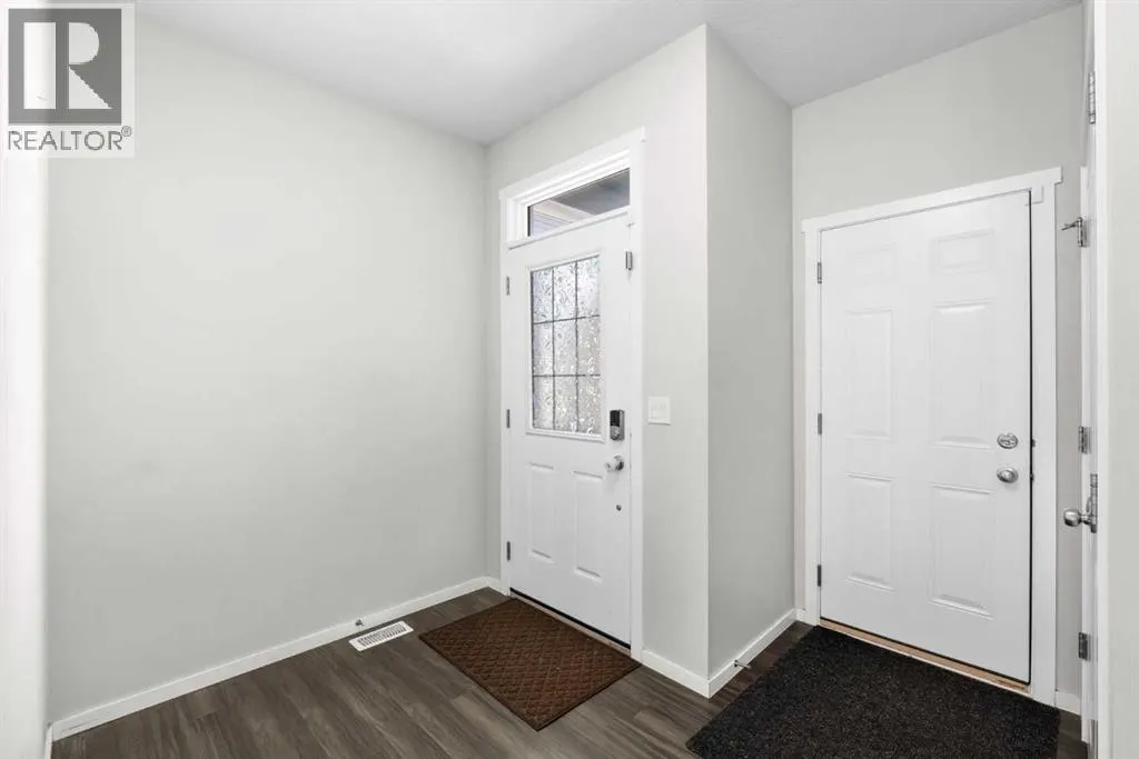 243 Savanna Lane NE