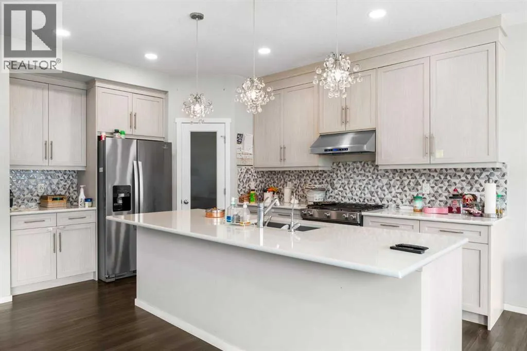 243 Savanna Lane NE