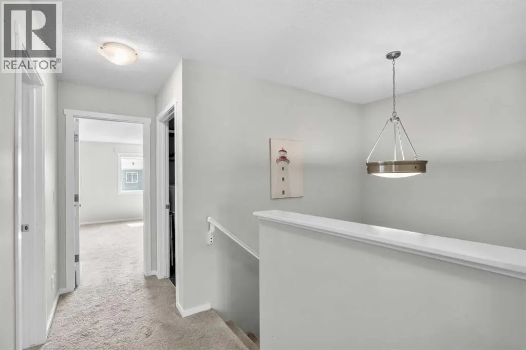 243 Savanna Lane NE