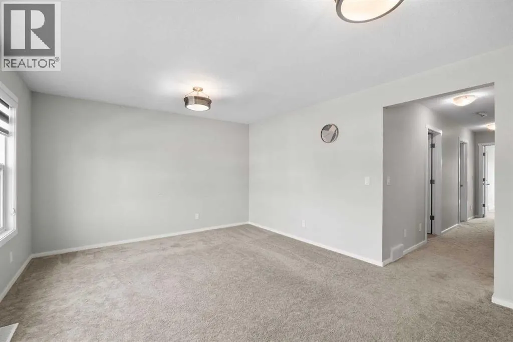 243 Savanna Lane NE