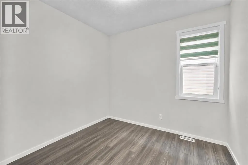 243 Savanna Lane NE