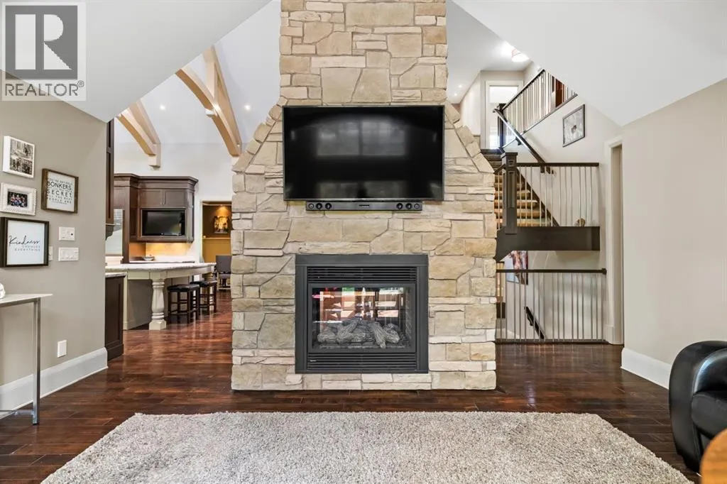 136 Posthill Drive SW