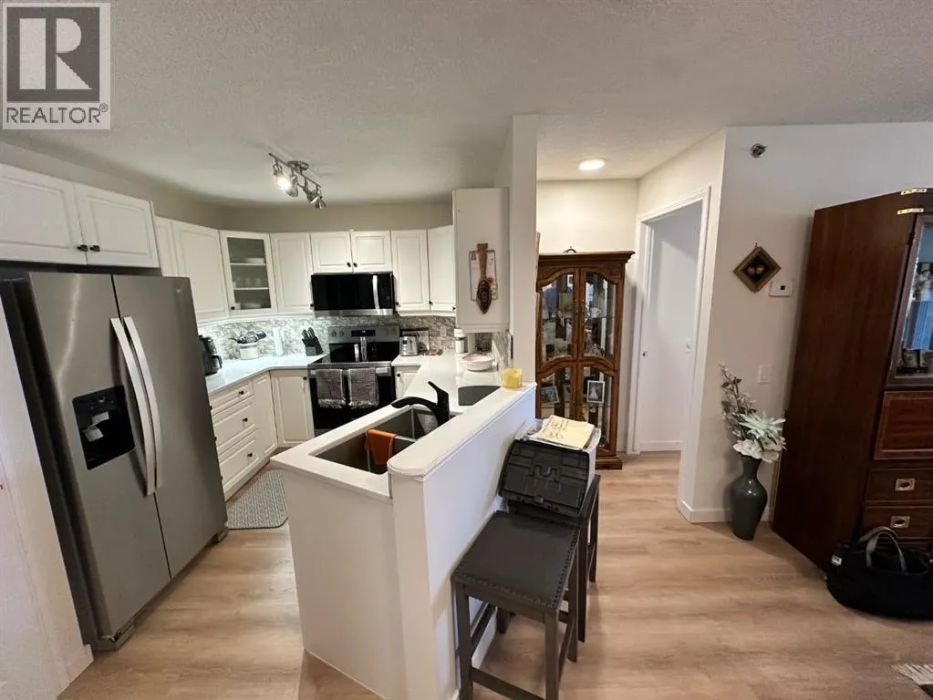 3338, 1818 Simcoe Boulevard SW