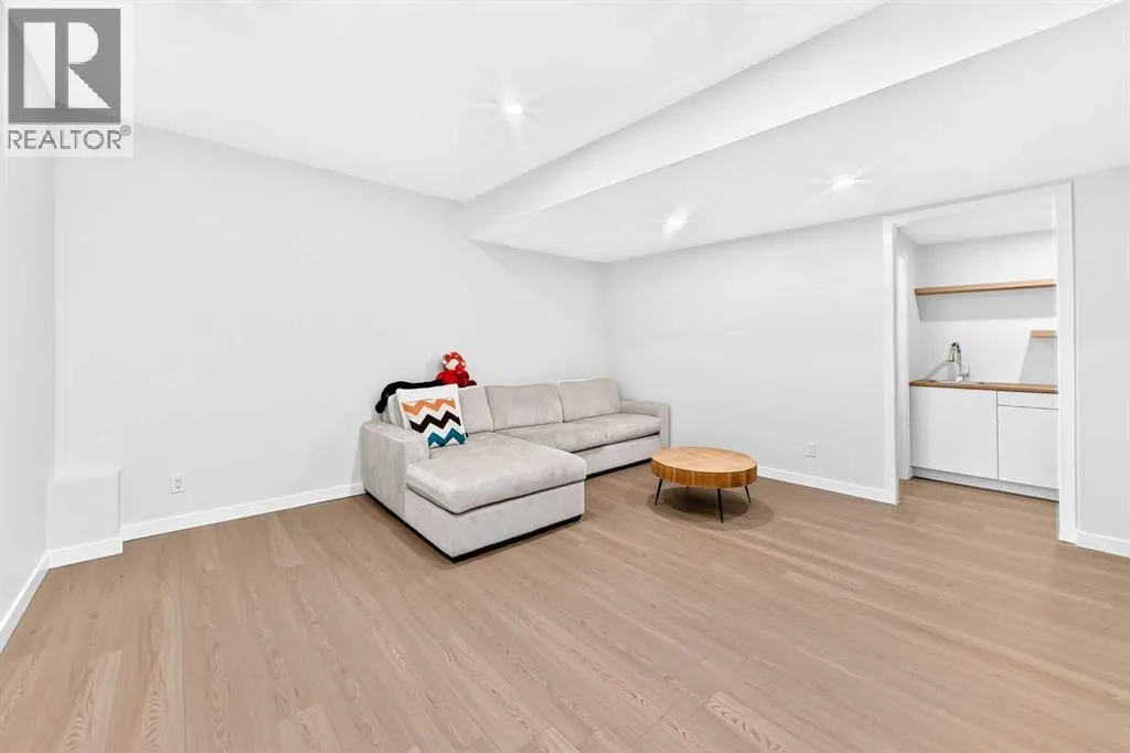105 Magnolia Manor SE